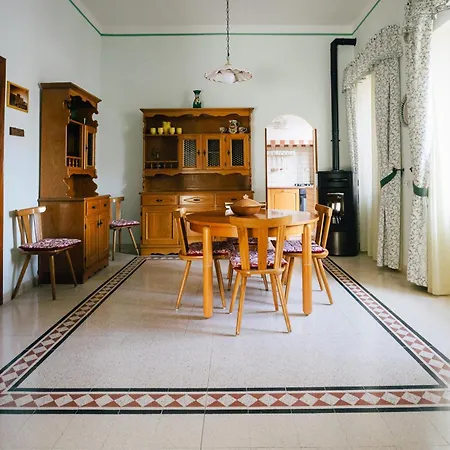 Venere E Adone * Sulmona